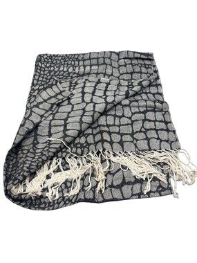 Accessory street scarf animal print fringe acrylic blend black white READ
